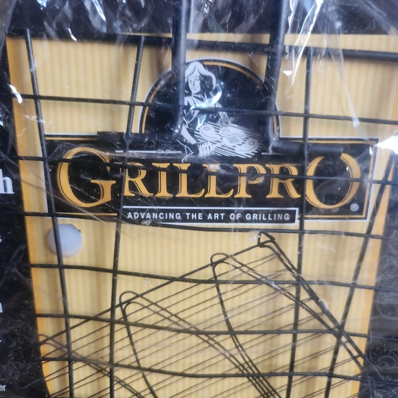 GrillPro Triple fish Basket - Picture 3 of 4